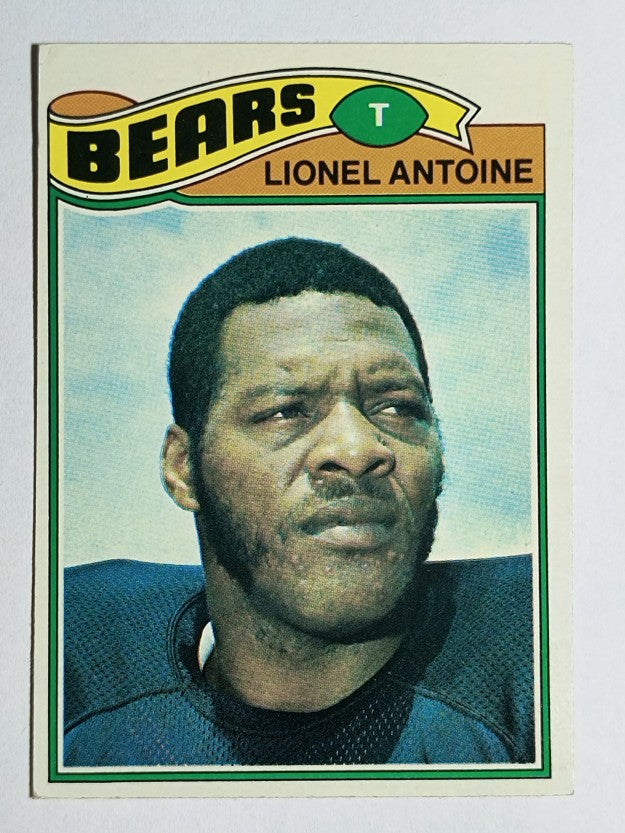 1977 Topps #121 Lionel Antoine RC (EX)