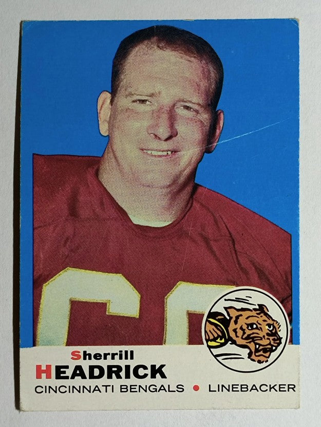 1969 Topps #9 Sherrill Headrick (VGEX)