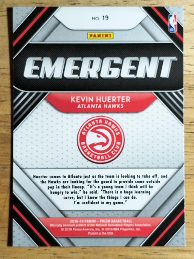 2018-19 Panini Prizm Emergent #19 Kevin Huerter
