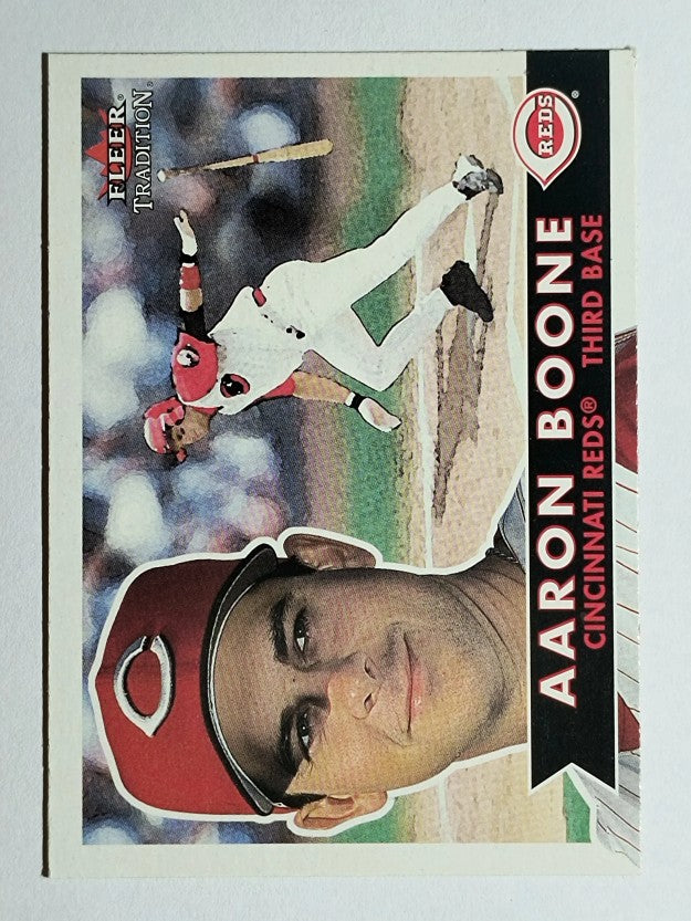 2001 Fleer Tradition #33 Aaron Boone