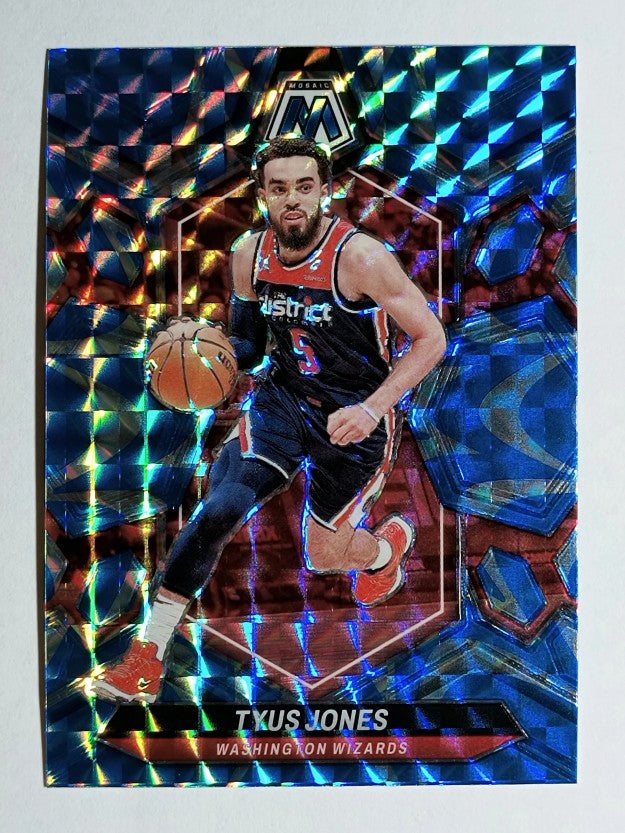 2023-24 Panini Mosaic Mosaic Reactive Blue #176 Tyus Jones