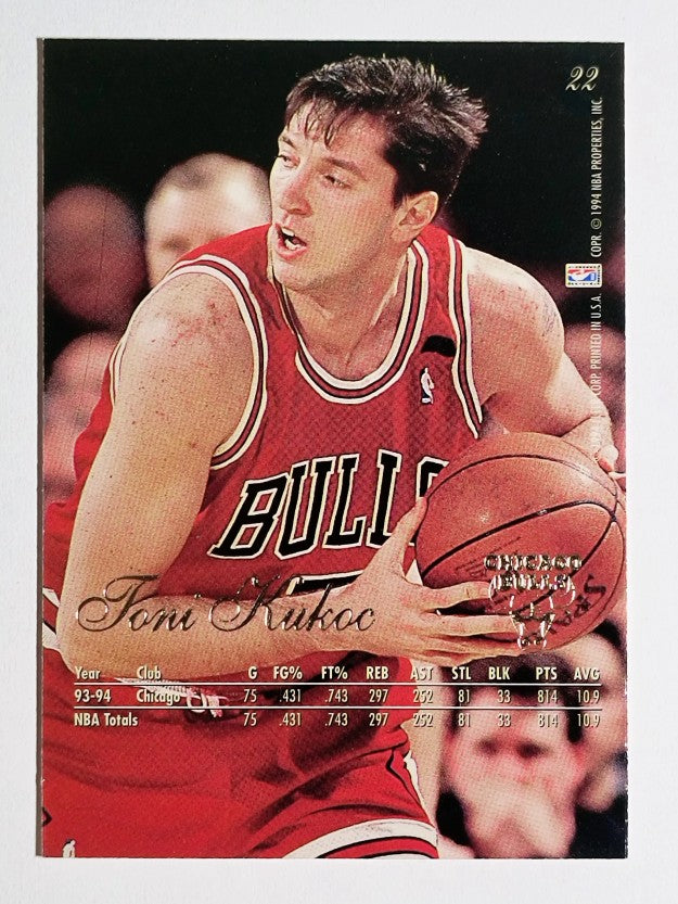 1994-95 Flair #22 Toni Kukoc