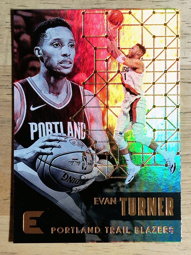 2017-18 Panini Essentials Retail #47 Evan Turner