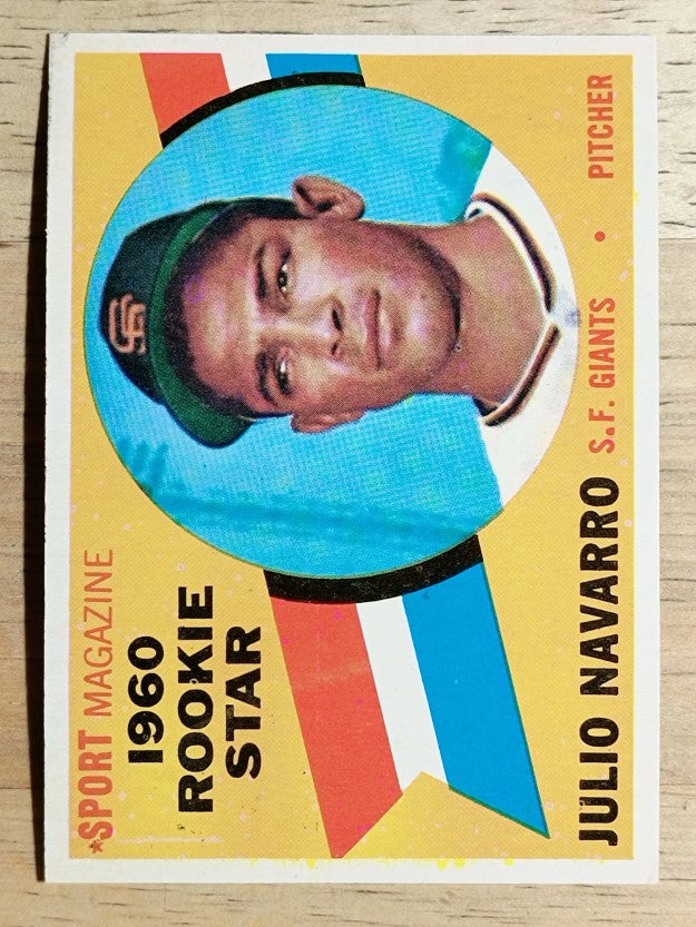 1960 Topps #140 Julio Navarro RS RC (EXMT)