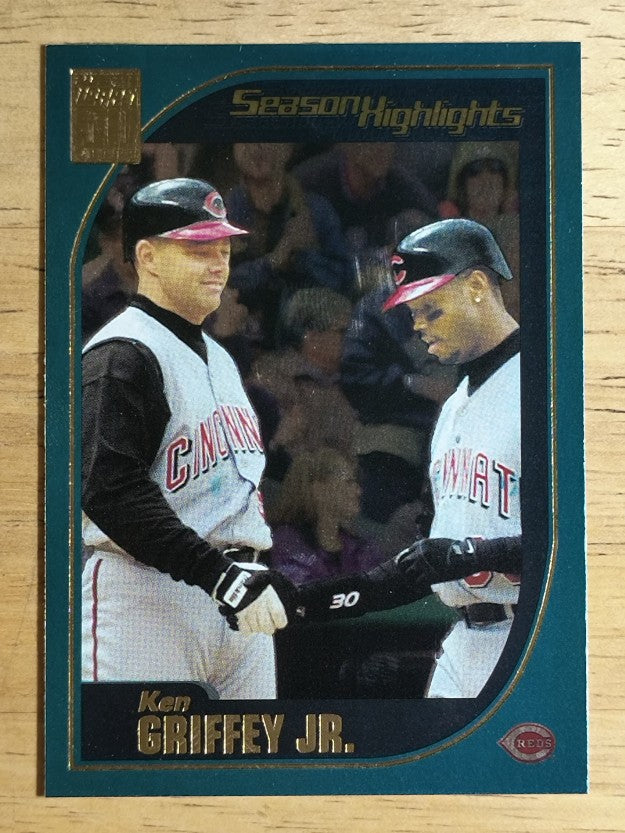 2001 Topps #389 Ken Griffey Jr. SH