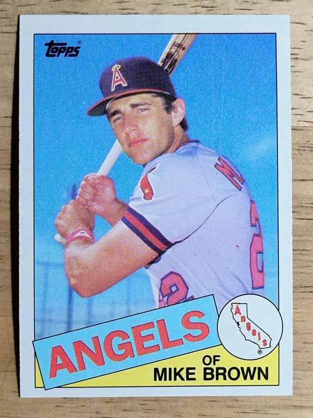 1985 Topps #258 Mike C. Brown
