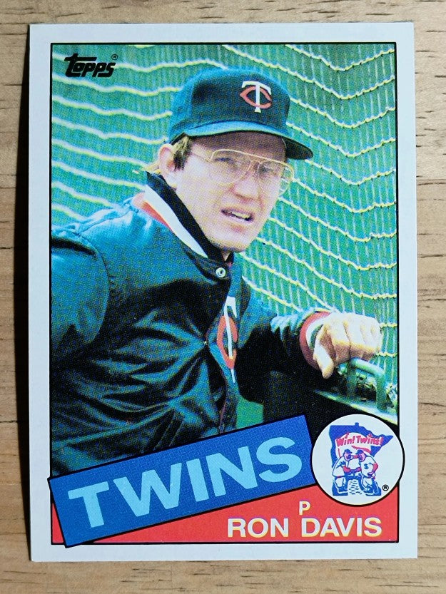 1985 Topps #430 Ron Davis