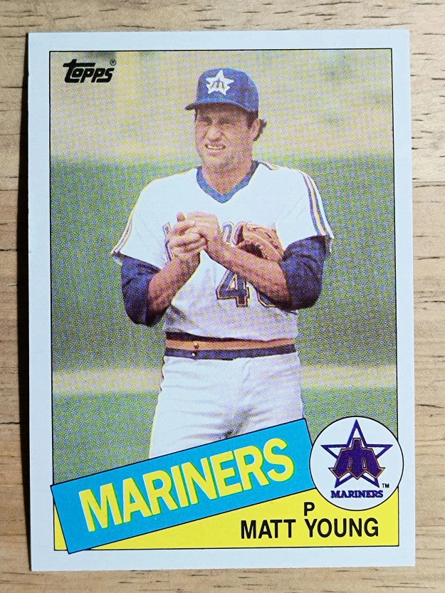 1985 Topps #485 Matt Young