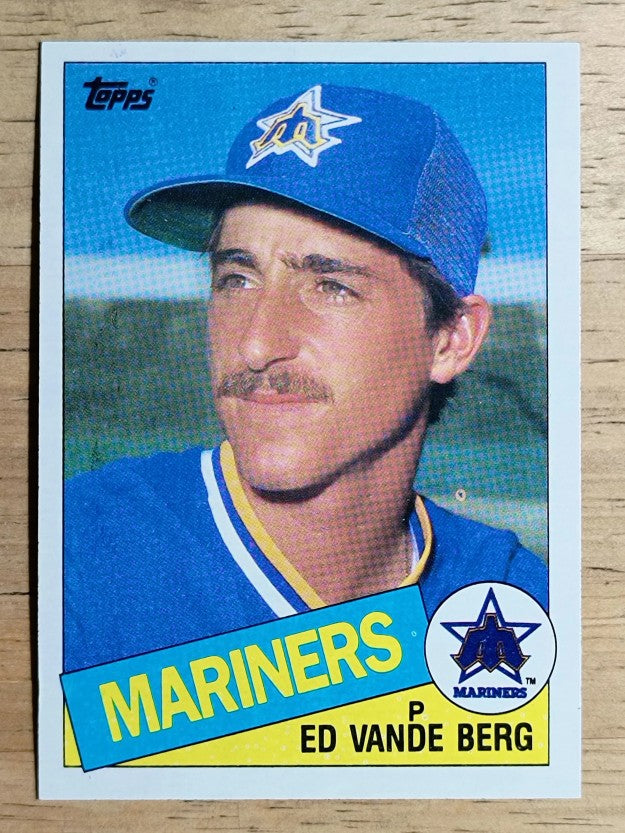 1985 Topps #566 Ed VandeBerg