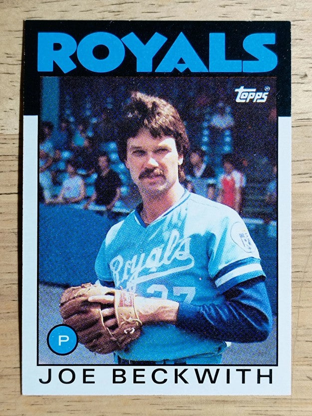 1986 Topps #562 Joe Beckwith