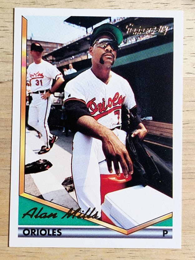 1994 Topps Gold #324 Alan Mills