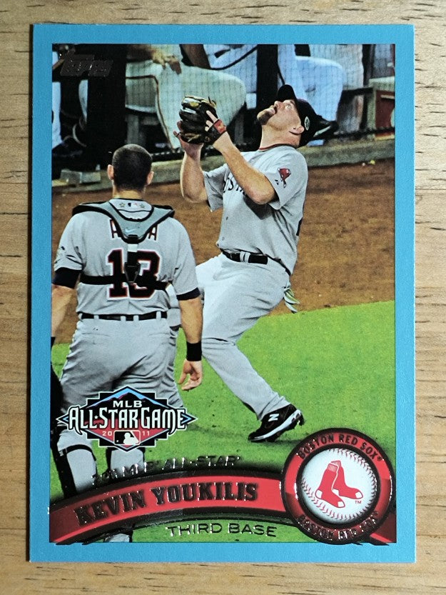 2011 Topps Update Wal-Mart Blue Border #US144 Kevin Youkilis