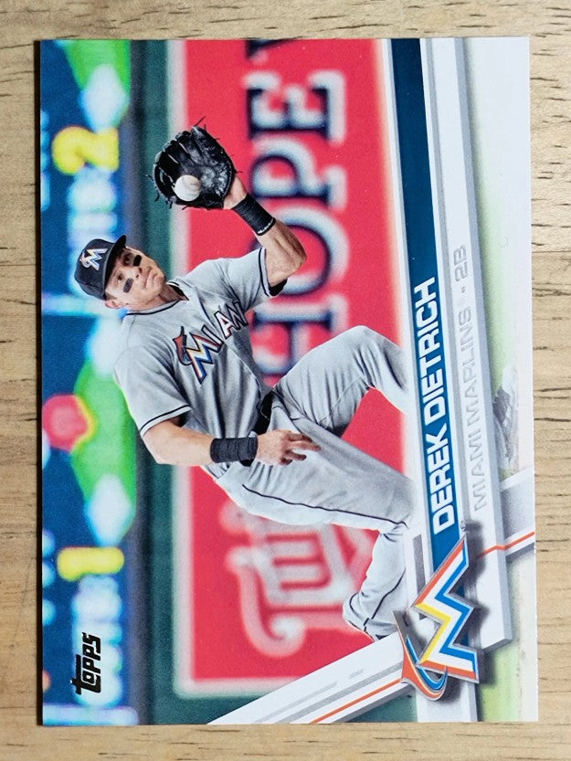 2017 Topps #424 Derek Dietrich