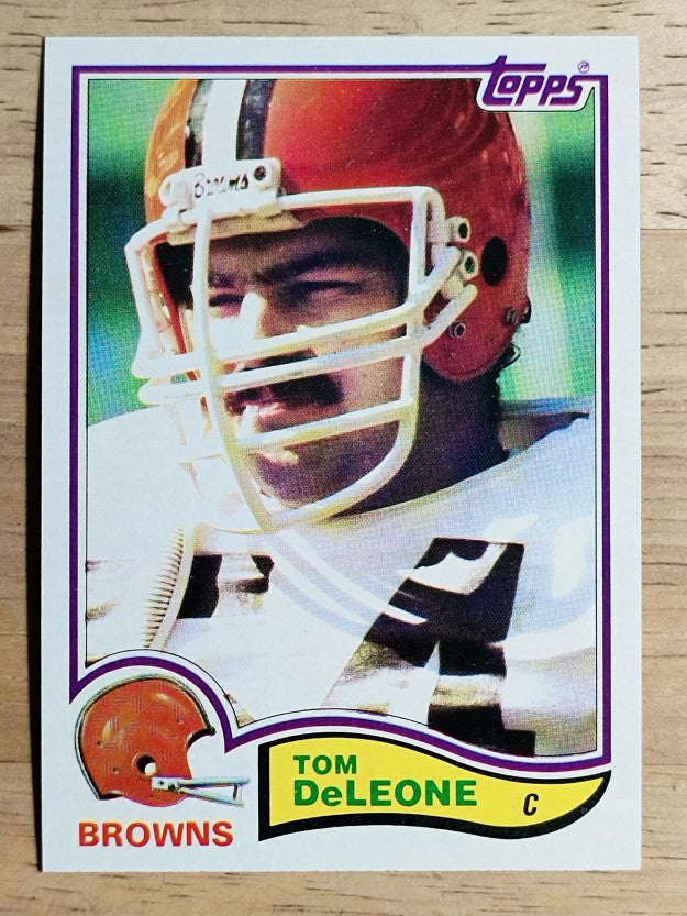 1982 Topps #61 Tom DeLeone
