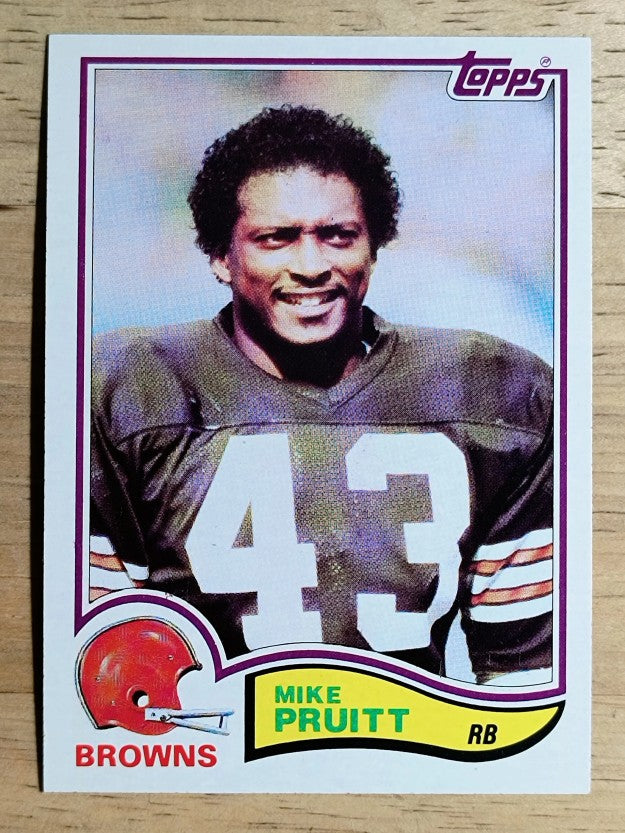 1982 Topps #70 Mike Pruitt
