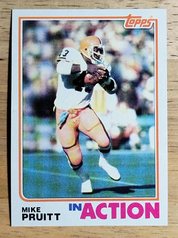 1982 Topps #71 Mike Pruitt IA