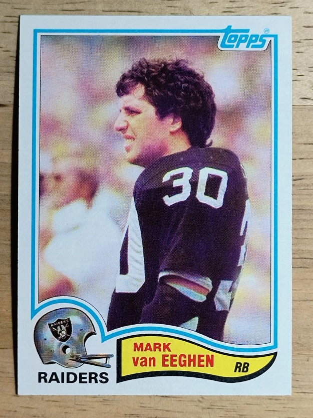 1982 Topps #199 Mark Van Eeghen