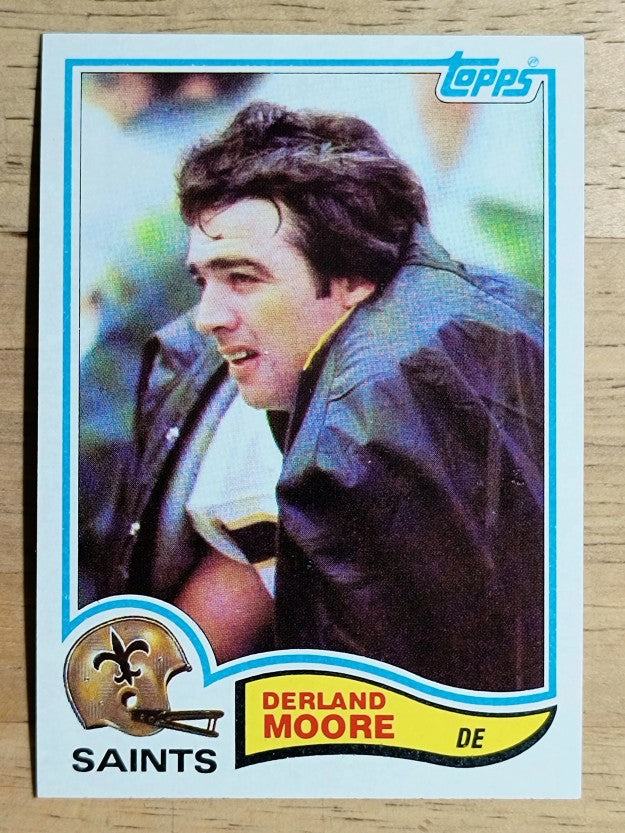 1982 Topps #409 Derland Moore RC