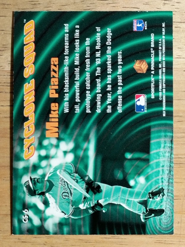 1995 UC3 Cyclone Squad #CS6 Mike Piazza