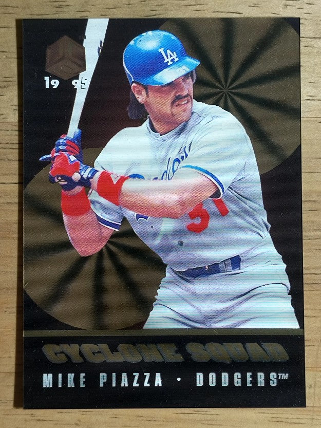 1995 UC3 Cyclone Squad #CS6 Mike Piazza