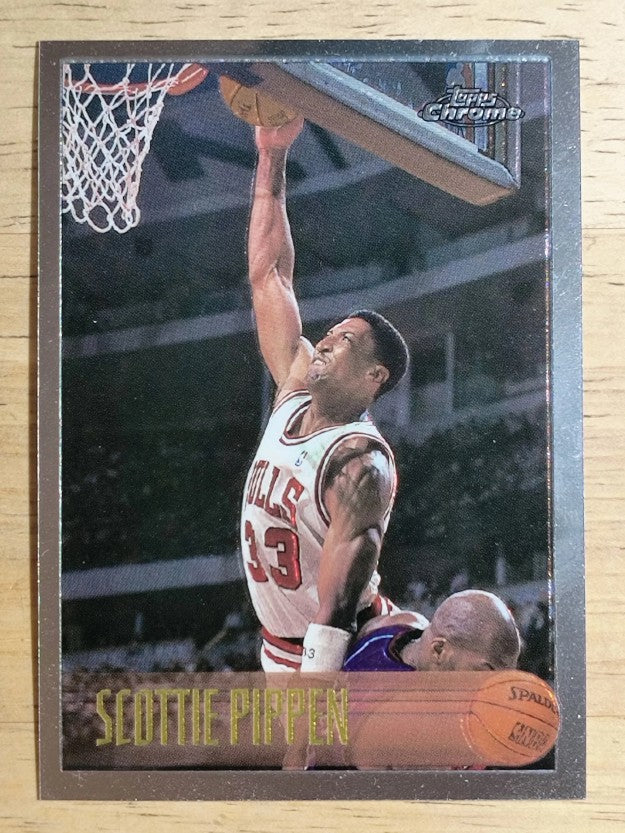 1996-97 Topps Chrome #33 Scottie Pippen