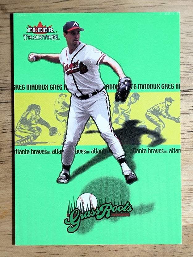 2002 Fleer Tradition Grass Roots #4 Greg Maddux
