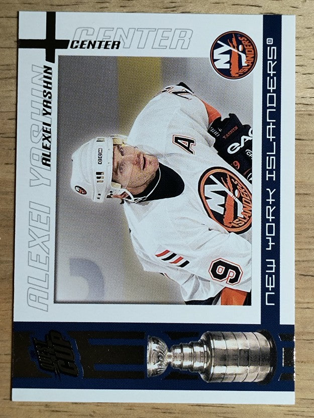 2003-04 Pacific Quest for the Cup #68 Alexei Yashin