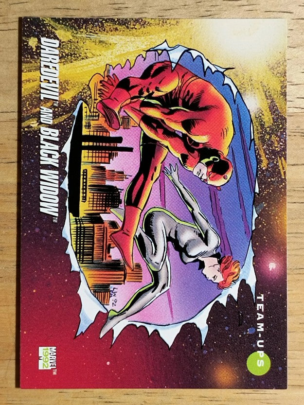 1992 Impel Marvel Universe III #93 Daredevil/Black Widow