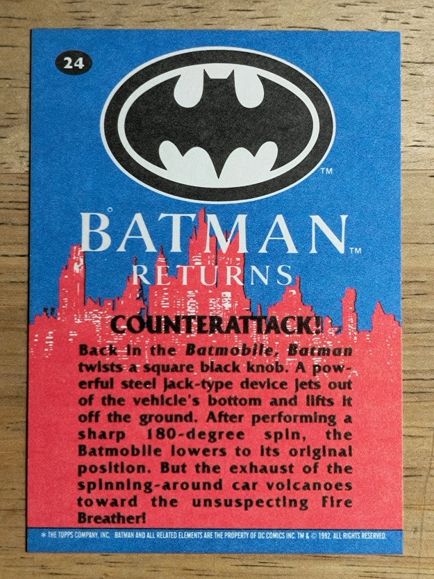 1992 Topps Batman Returns #24 Counterattack