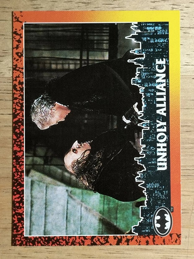 1992 Topps Batman Returns #28 Unholy Alliance