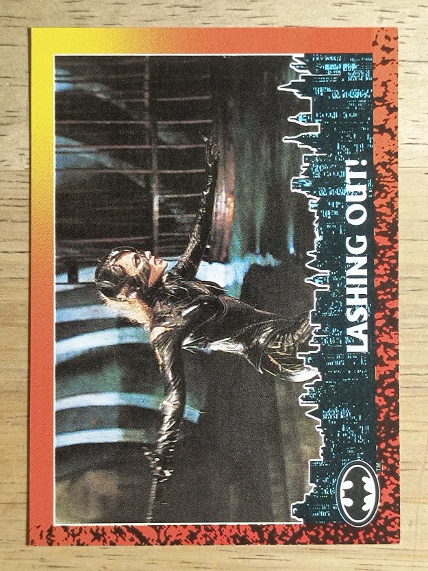 1992 Topps Batman Returns #85 Lashing Out