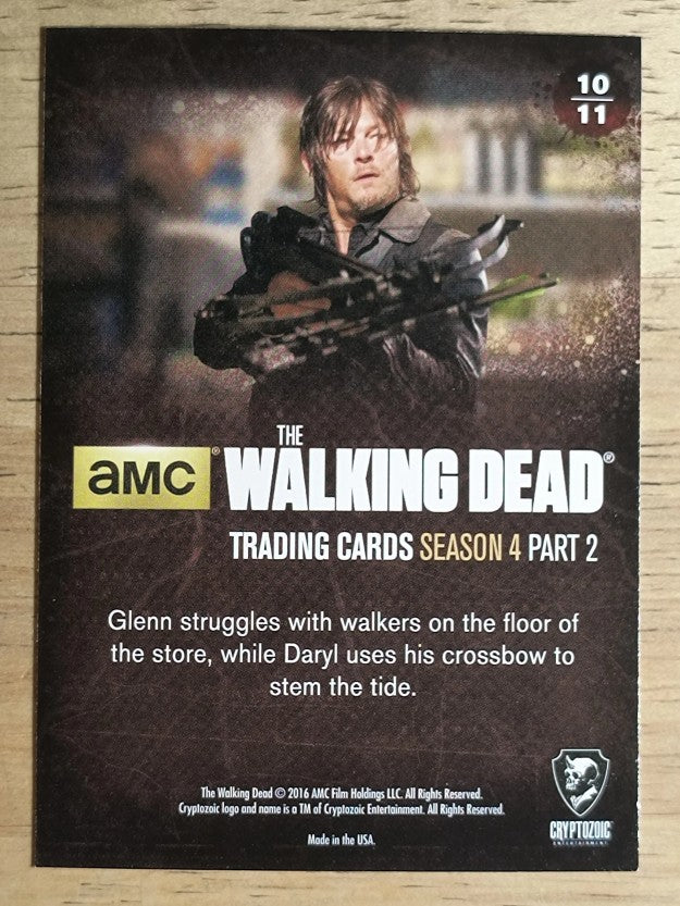 2016 Cryptozoic The Walking Dead Season Four Part 2 #10 Fighting in the Aisles