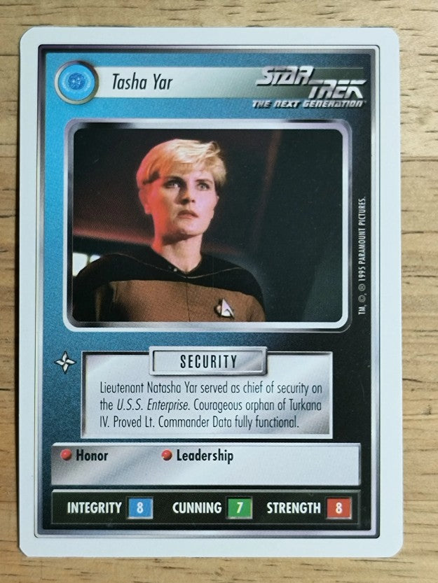 1995 Star Trek Premiere White Border #300 Tasha Yar R