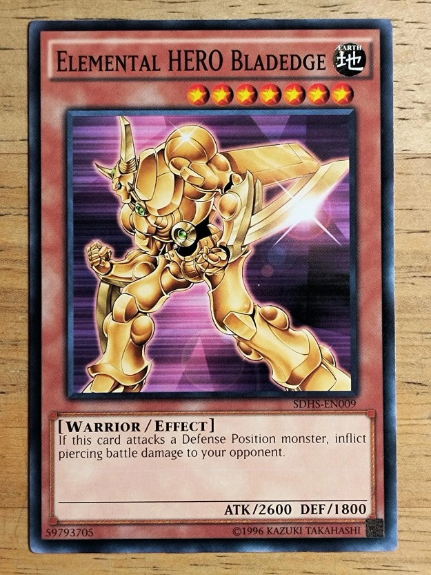 2015 Yu-Gi-Oh Structure Deck Hero Strike 1st Ed #9 Elemental HERO Bladedge C