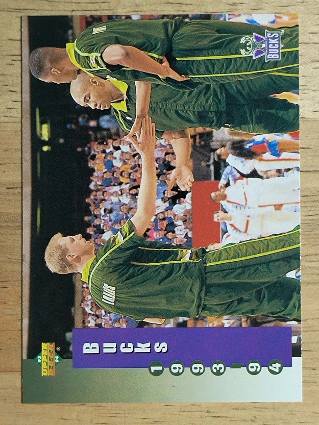 1993-94 Upper Deck #224 Milwaukee Bucks SKED