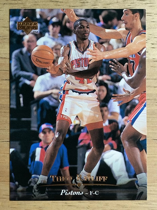 1995-96 Upper Deck #259 Theo Ratliff RC