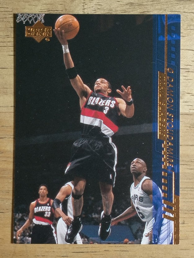 2000-01 Upper Deck #140 Damon Stoudamire