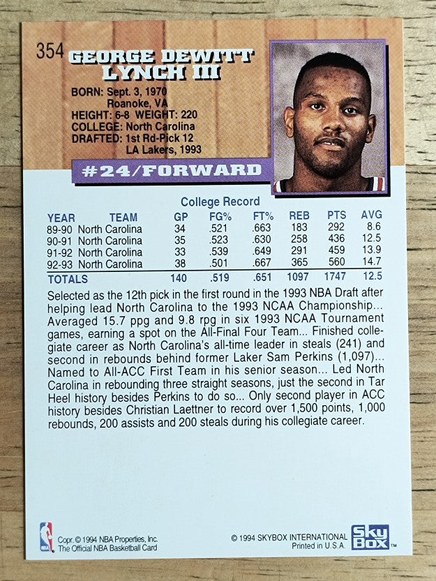 1993-94 Hoops #354 George Lynch RC