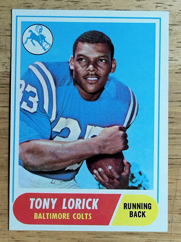 1968 Topps #204 Tony Lorick (EXMT)