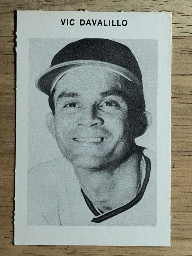 1969 Milton Bradley #NNO Vic Davalillo (EXMT)