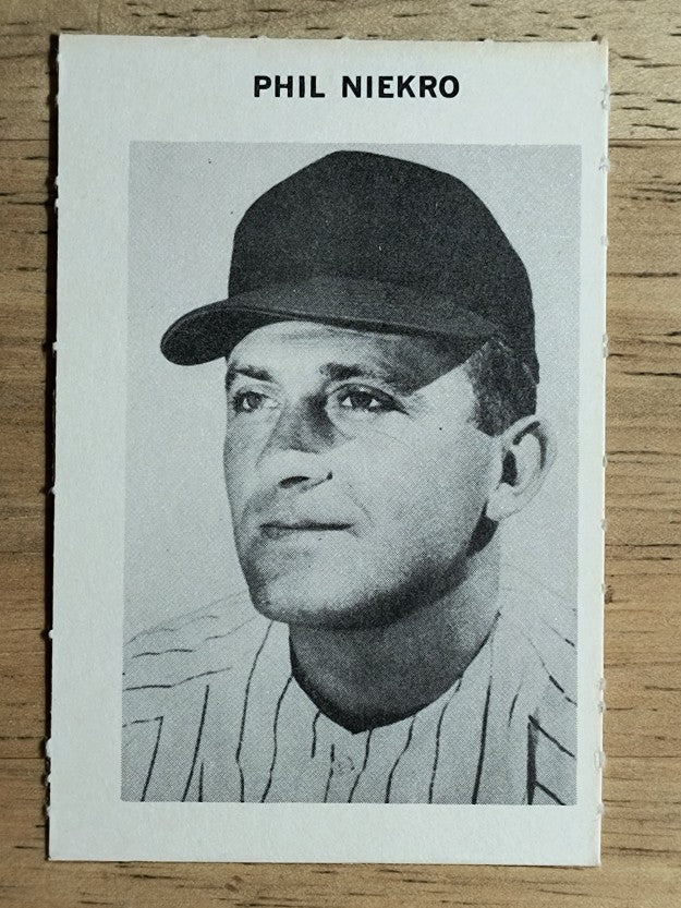 1969 Milton Bradley #NNO Phil Niekro (EX)