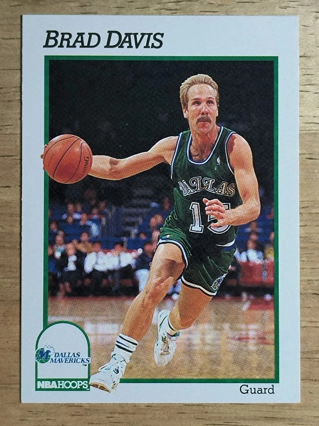 1991-92 Hoops #44 Brad Davis