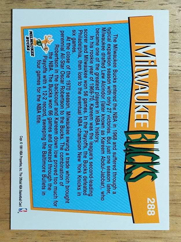 1991-92 Hoops #288 Milwaukee Bucks TC
