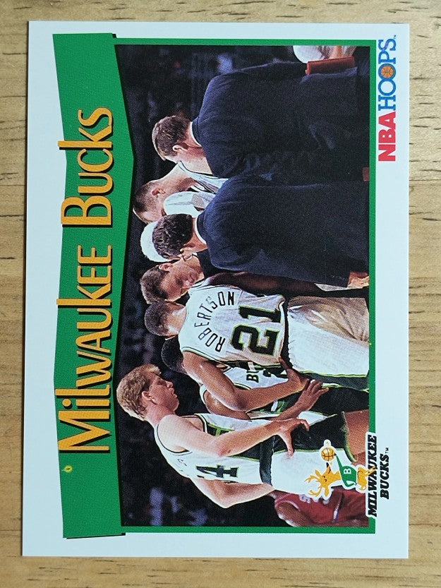 1991-92 Hoops #288 Milwaukee Bucks TC