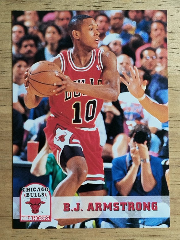 1993-94 Hoops #25 B.J. Armstrong