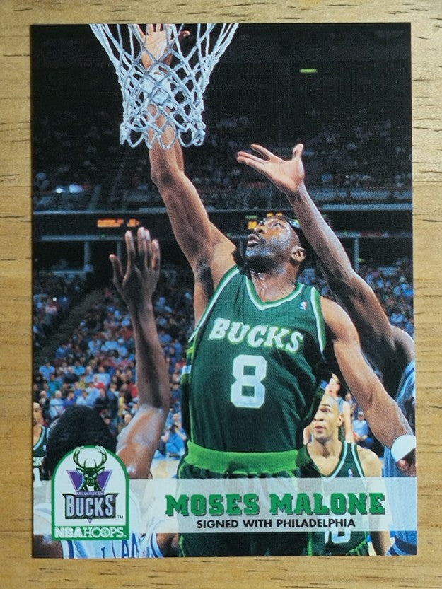 1993-94 Hoops #34 Moses Malone