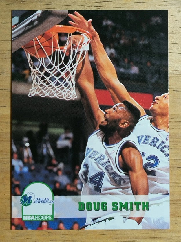 1993-94 Hoops #50 Doug Smith