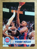 1993-94 Hoops #63 Terry Mills