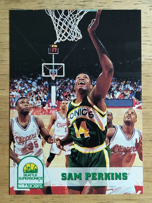 1993-94 Hoops #211 Sam Perkins