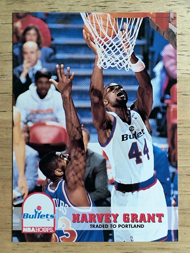 1993-94 Hoops #223 Harvey Grant